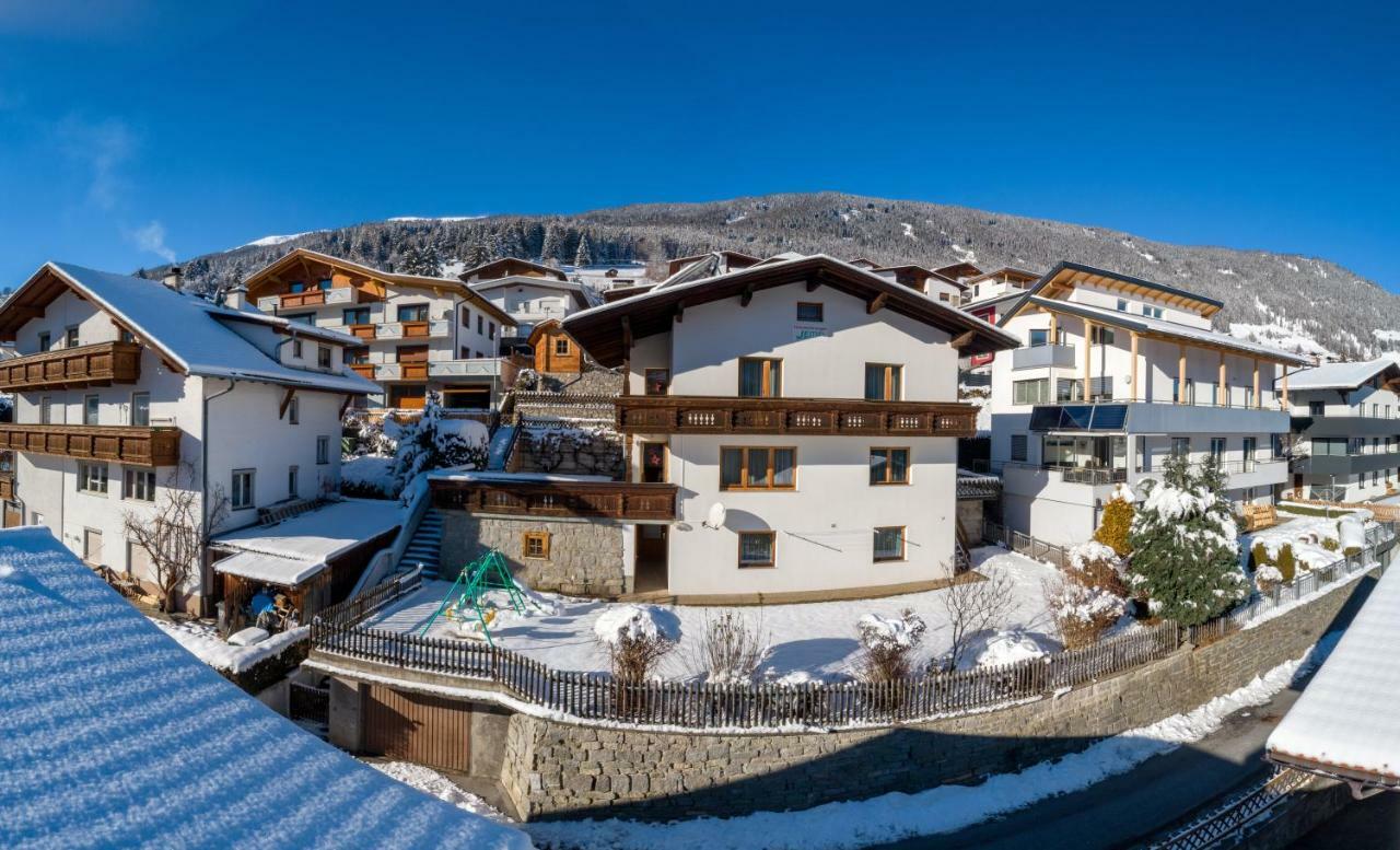 Appartements Jeitner Wenns Bagian luar foto